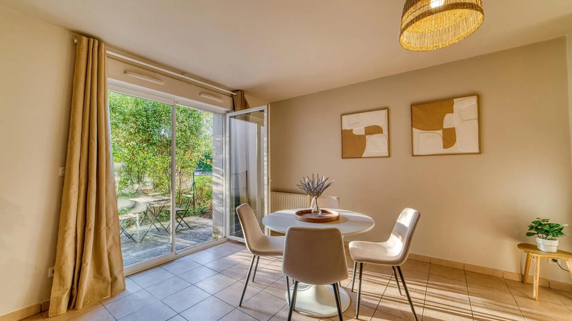 L'Harmonie - Beau Rdj 2 Pers - Tram T5 Apartment Bron 0*,  France